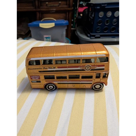 MATCHBOX Other - Mattel Matchbox Series 1 Best Of Matchbox Routemaster Bus Gold Diecast 1:64